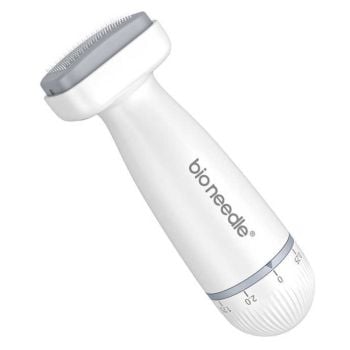 Dermastempel rechteckig mit 120 Mikronadeln
