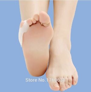 Zehentrenner für den kleinen Zeh - anzuwenden bei Hammerzehen und Hallux Valgus