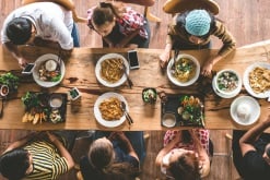 Delikatessen und Getränke kategorie Delikatessen und Getränke kategorie: ausgewählten Tees am Morgen, Honig- und Fruchtaufstriche sowie vegane Delikatessen